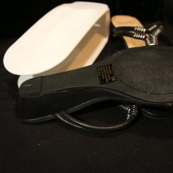 sandal - Picture 2 of 2